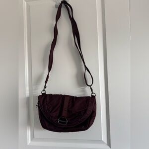 Pacsafe Burgundy crossbody Bag anti theft